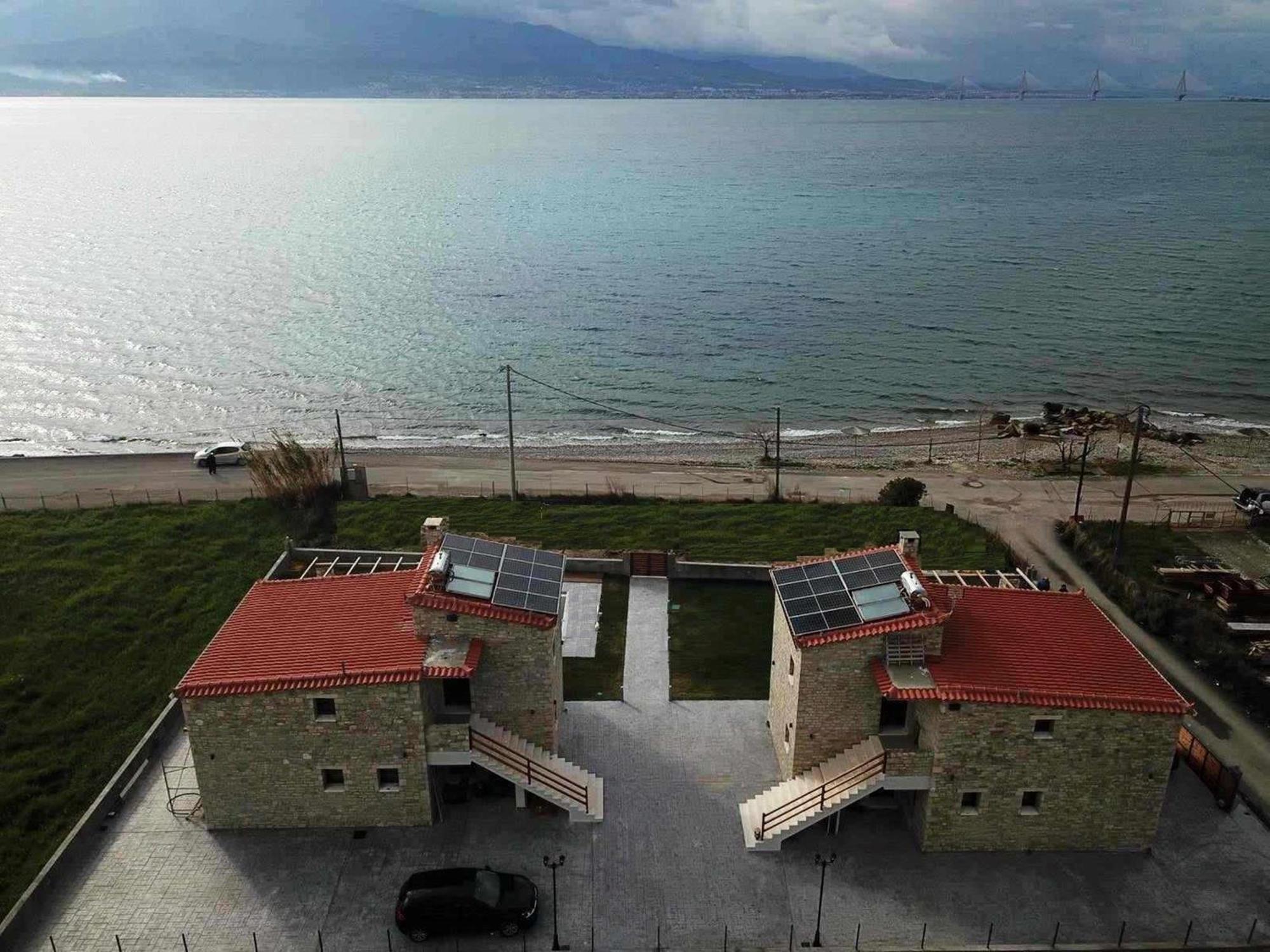 Santa Domenica Nafpaktos - Rooms And Apartments By The Sea 外观 照片