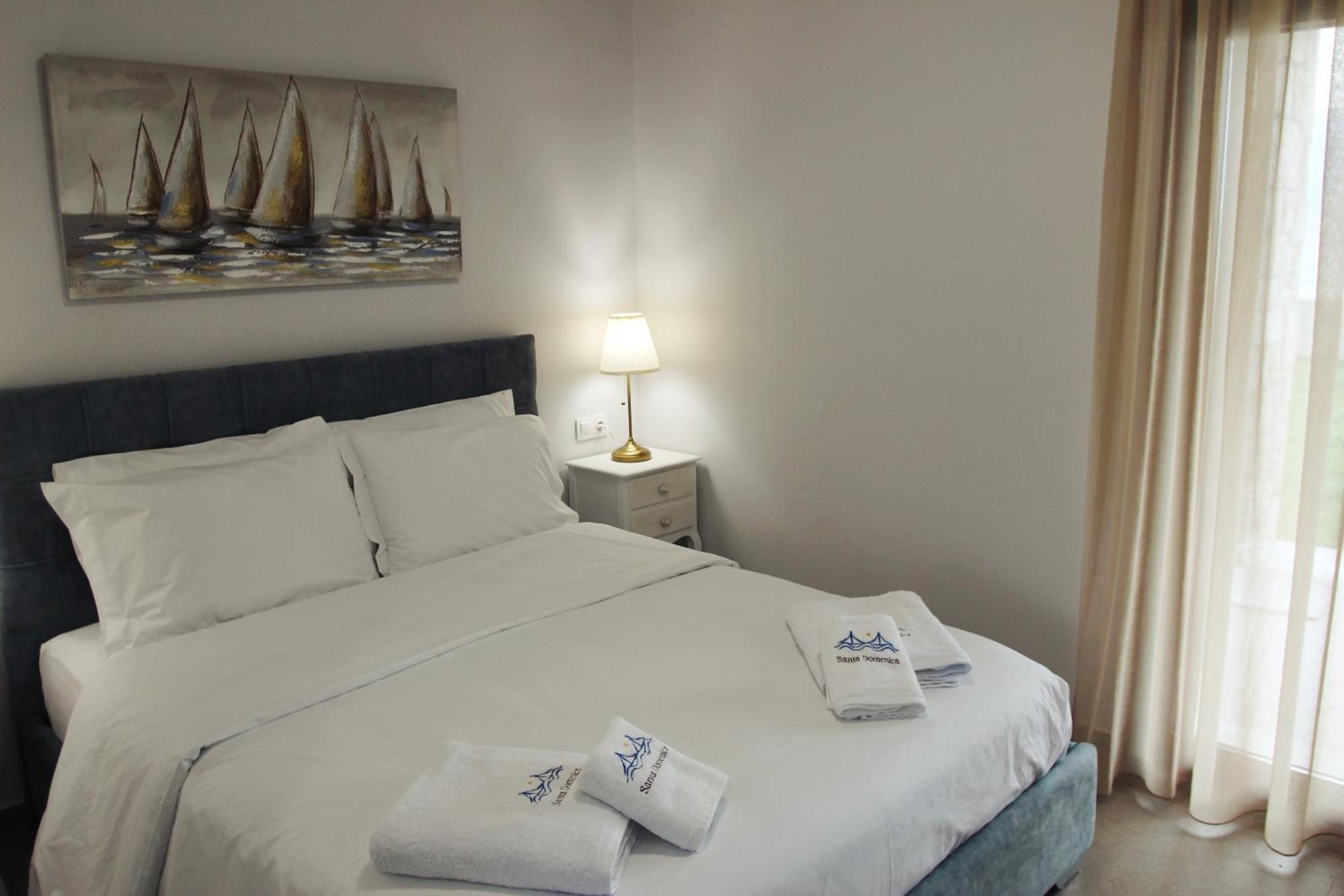 Santa Domenica Nafpaktos - Rooms And Apartments By The Sea 外观 照片