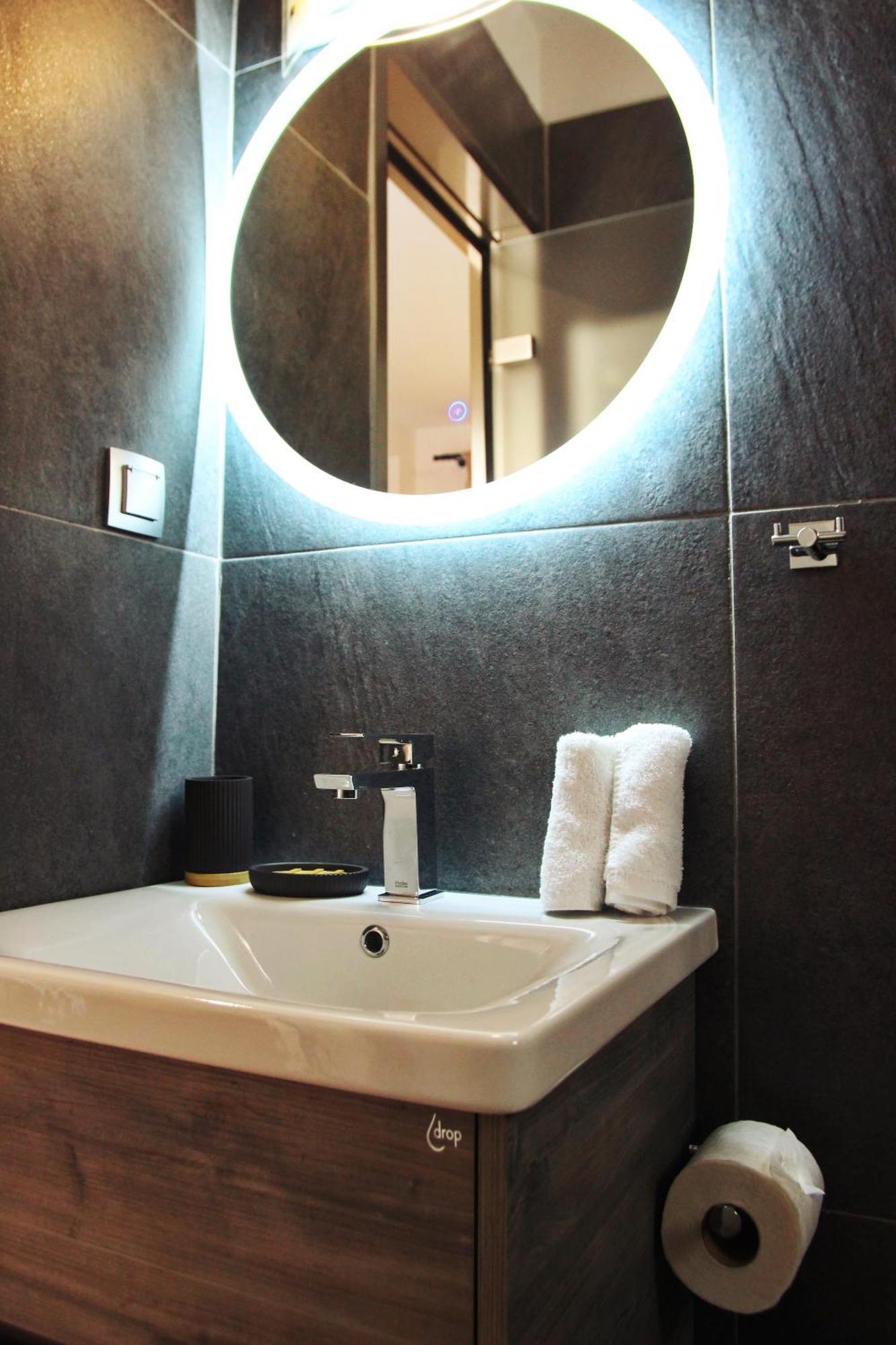 Santa Domenica Nafpaktos - Rooms And Apartments By The Sea 外观 照片