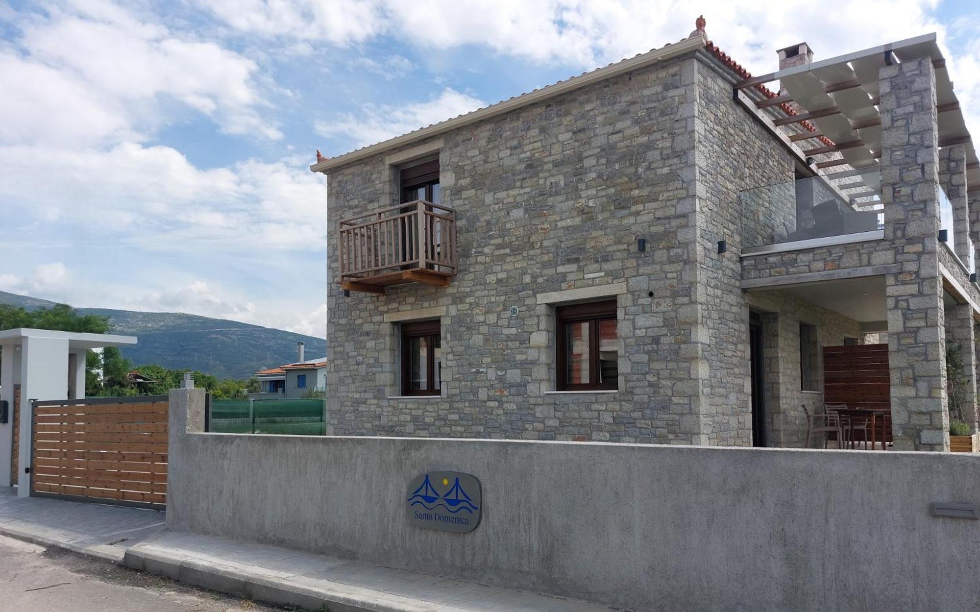 Santa Domenica Nafpaktos - Rooms And Apartments By The Sea 外观 照片